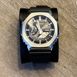 Men's Casio G-Shock Solar-Powered Analog Digital Strap Watch. Great Condition